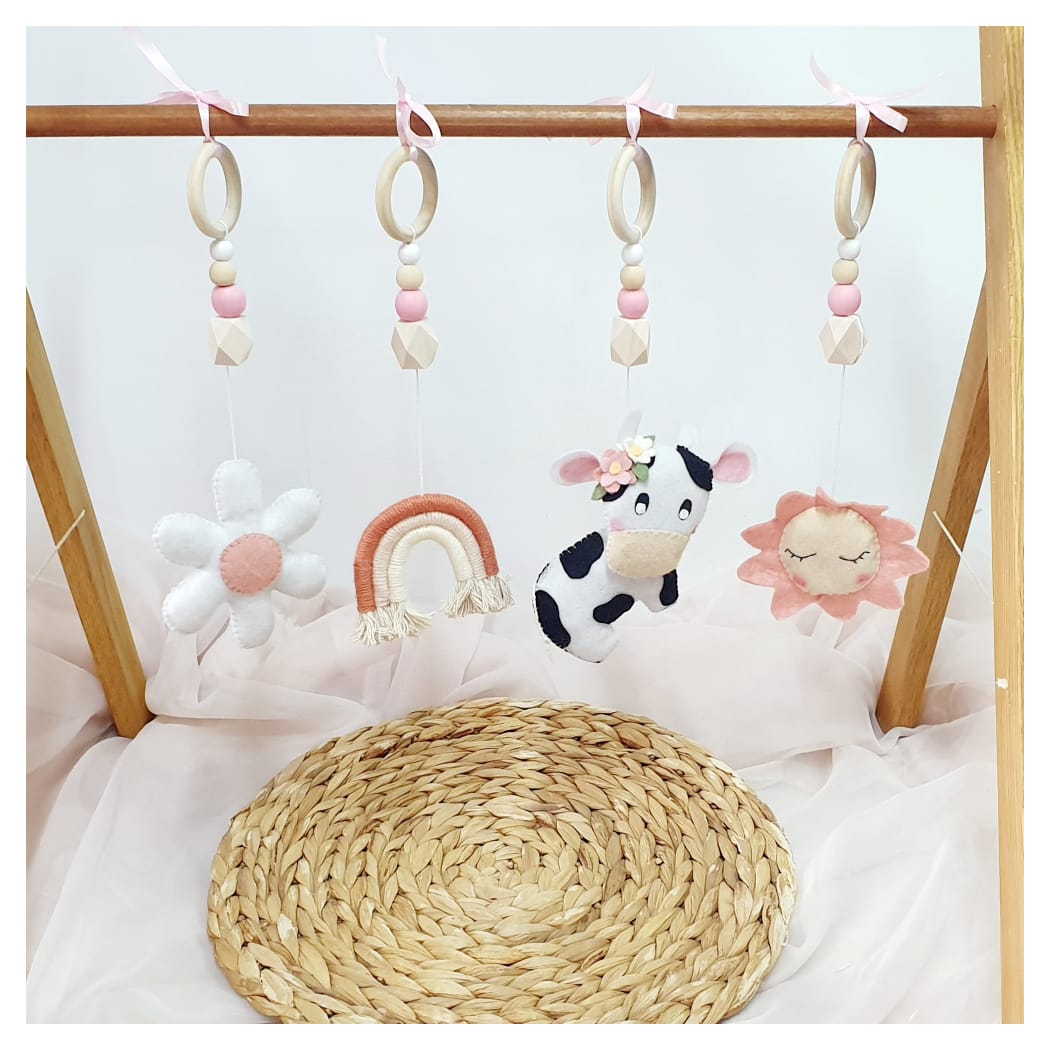 Daisy Cow Dangle Set