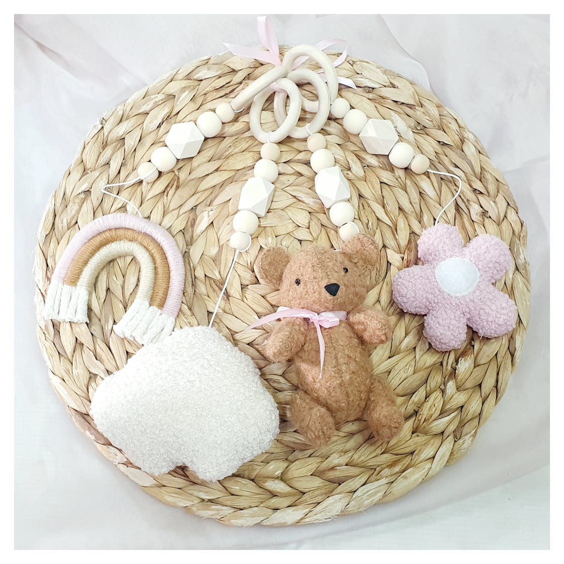 Boucle Daisy Bear Play Gym Dangle Set