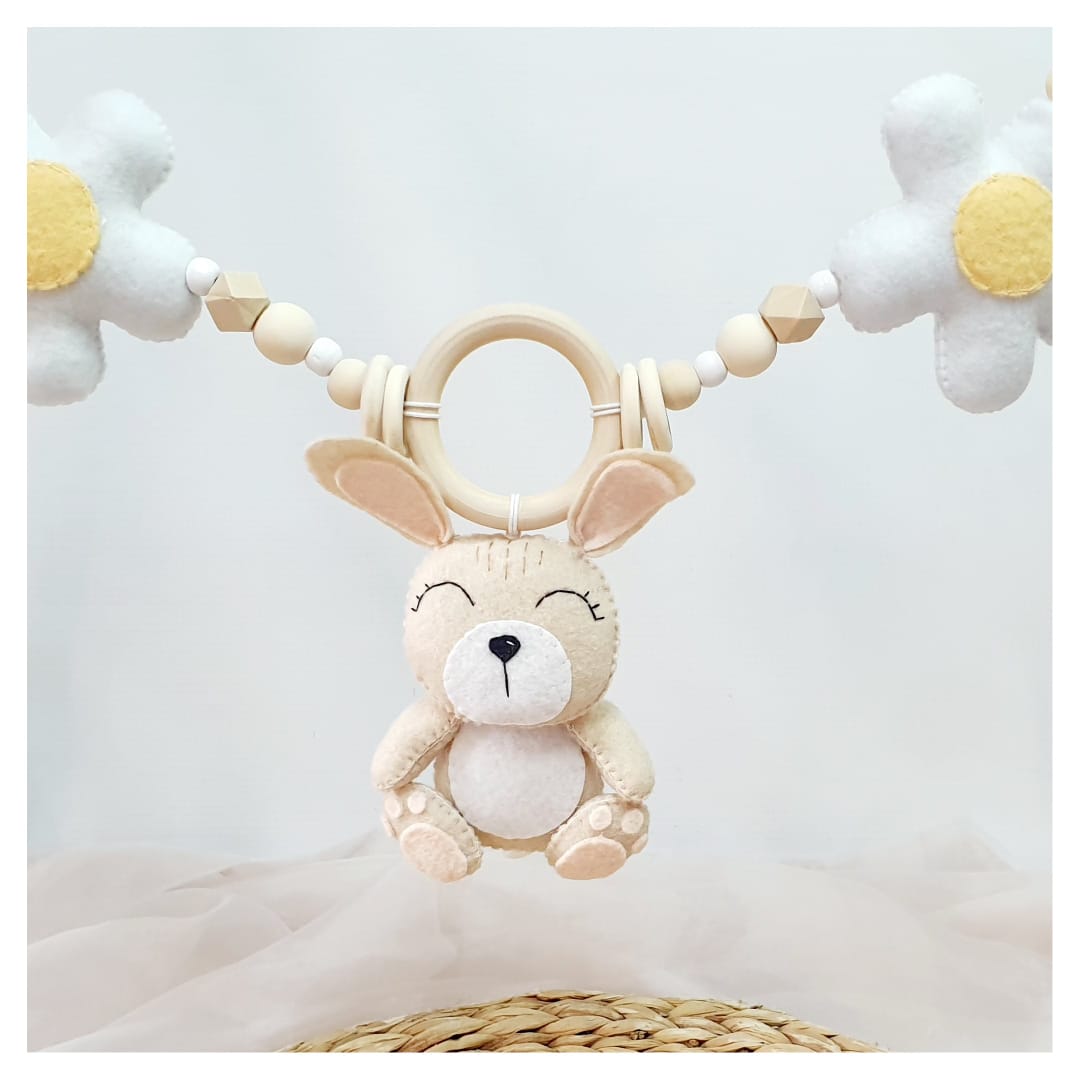 Oh So Daisy Bunny Pram Dangle